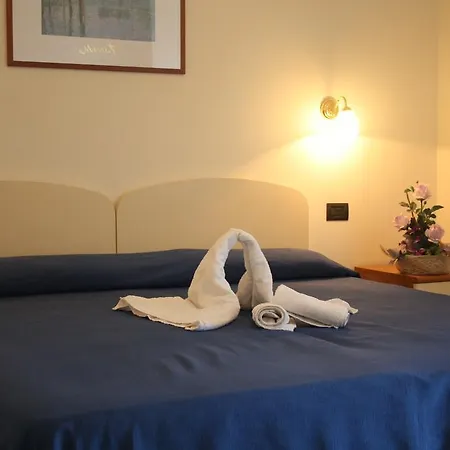 Santangelo House Bed and Breakfast Monte SantʼAngelo Camera foto